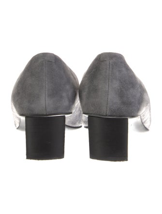 Roger Vivier Suede Pumps
