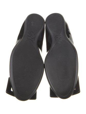 Roger Vivier Patent Leather Ballet Flats