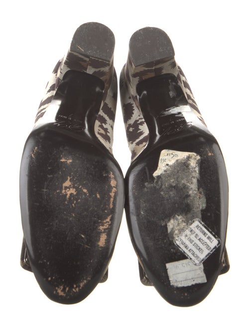 Roger Vivier Canvas Animal Print Pumps