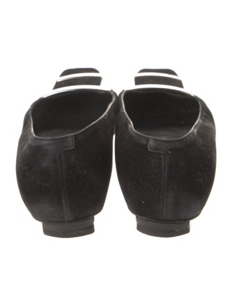 Roger Vivier Suede Flats