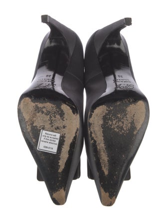 Roger Vivier Pumps