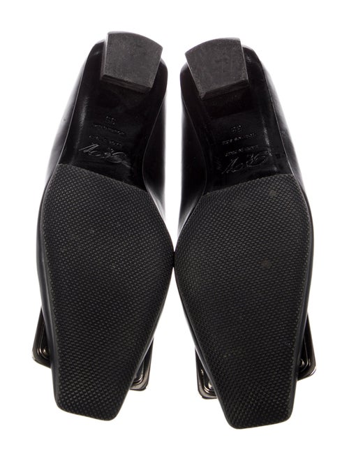 Roger Vivier Leather Flats