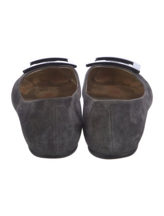 Roger Vivier Suede Flats