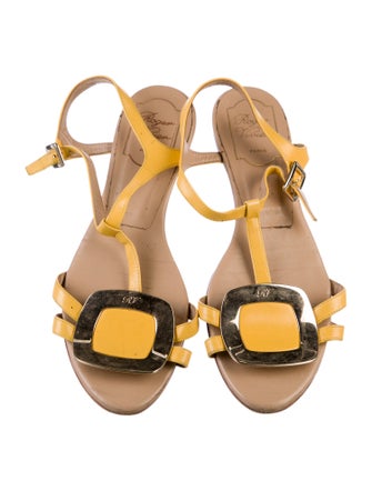 Roger Vivier Leather T-Strap Sandals