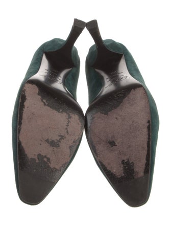 Roger Vivier Suede Pumps