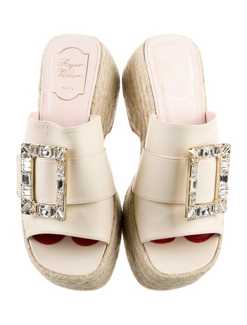 Roger Vivier Canvas Crystal Embellishments Espadrilles