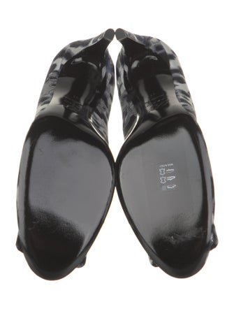 Roger Vivier Printed Pumps