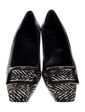 Roger Vivier Leather Printed Pumps