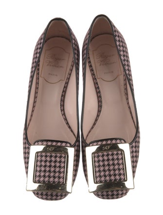 Roger Vivier Houndstooth Print Pumps