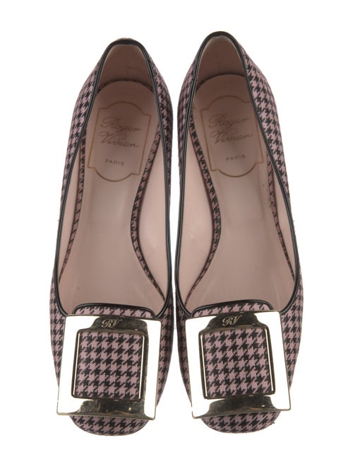 Roger Vivier Houndstooth Print Pumps