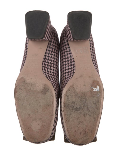 Roger Vivier Houndstooth Print Pumps