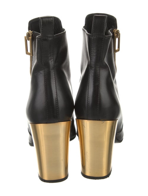 Roger Vivier Leather Boots