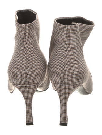 Roger Vivier Houndstooth Print Boots