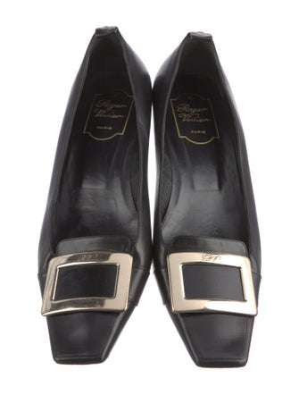 Roger Vivier Leather Flats
