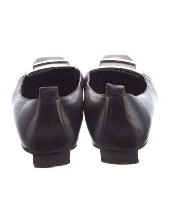 Roger Vivier Leather Flats