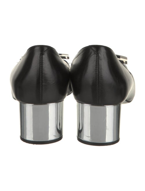 Roger Vivier Leather Pumps