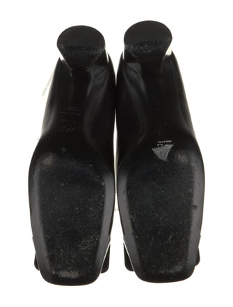 Roger Vivier Leather Pumps