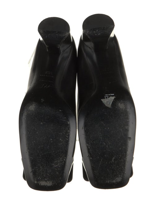 Roger Vivier Leather Pumps