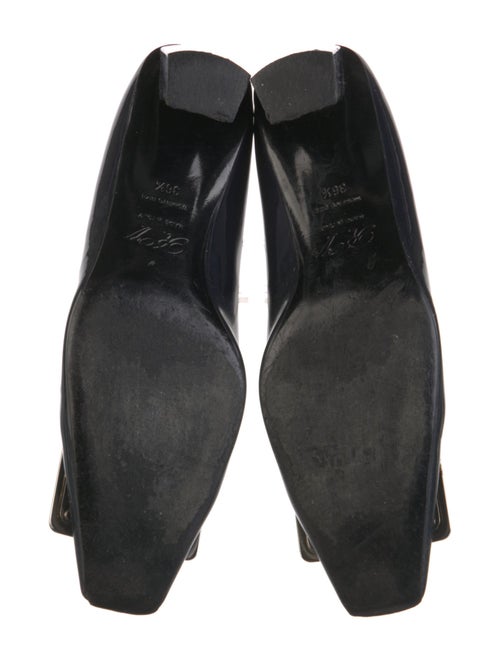 Roger Vivier Patent Leather Pumps