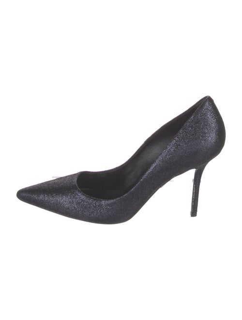 Roger Vivier Crystal Embellishments Pumps