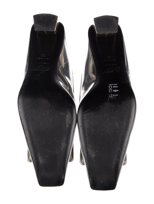 Roger Vivier Patent Leather Pumps