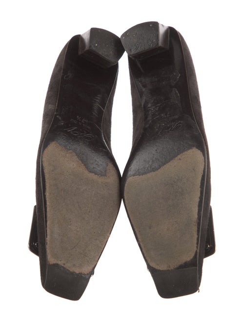 Roger Vivier Suede Pumps