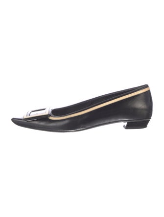 Roger Vivier Leather Flats