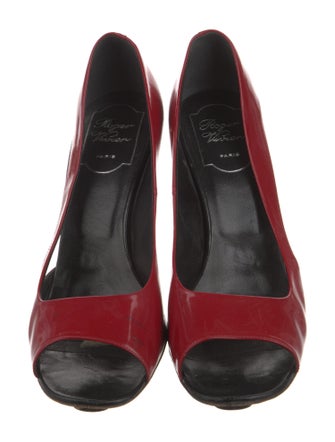 Roger Vivier Patent Leather Pumps