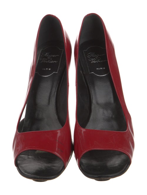 Roger Vivier Patent Leather Pumps