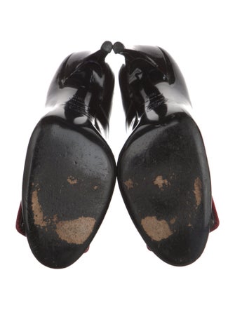 Roger Vivier Patent Leather Printed Pumps