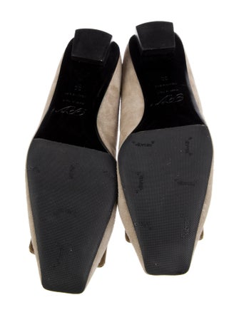 Roger Vivier Suede Flats