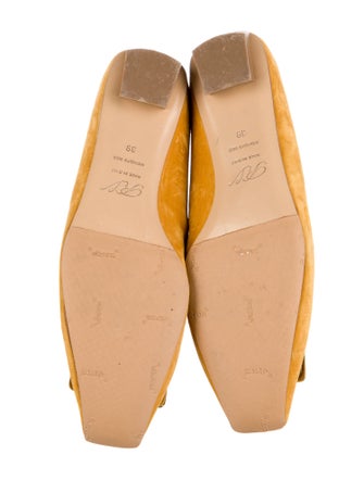 Roger Vivier Suede Flats