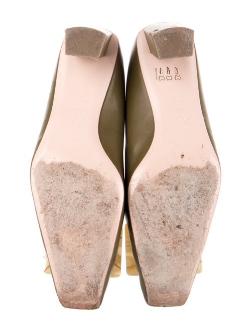 Roger Vivier Leather Pumps