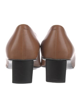 Roger Vivier Leather Pumps