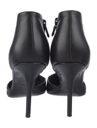 Roger Vivier Leather D'Orsay Pumps