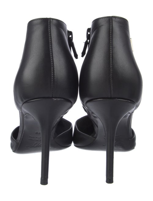 Roger Vivier Leather D'Orsay Pumps