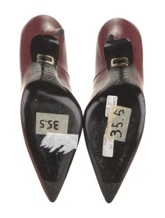 Roger Vivier Leather Pumps