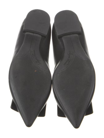 Roger Vivier Leather Ballet Flats