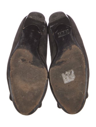 Roger Vivier Suede Flats