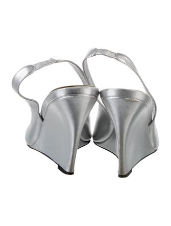 Roger Vivier Leather Slingback Sandals