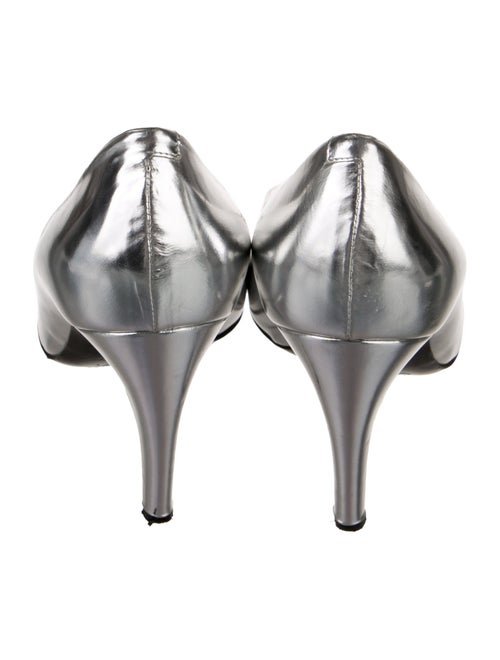 Roger Vivier Patent Leather Pumps