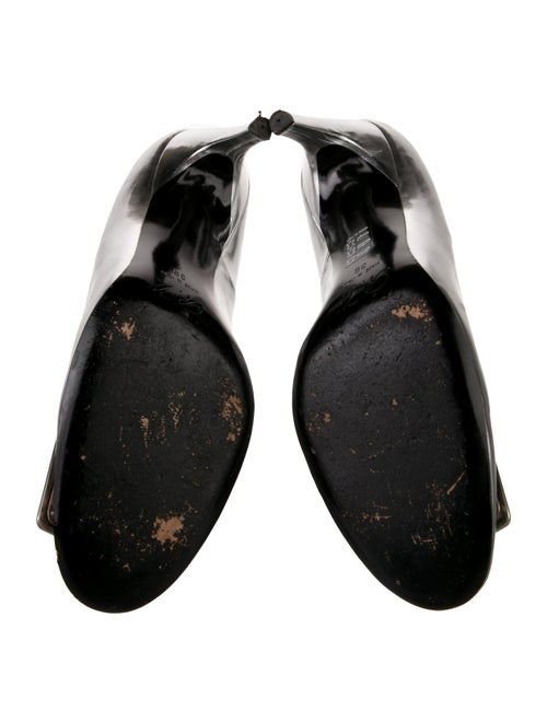 Roger Vivier Patent Leather Pumps