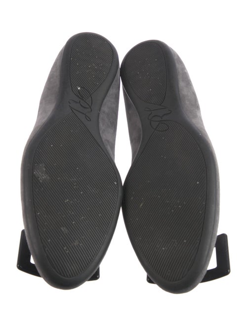 Roger Vivier Leather Flats