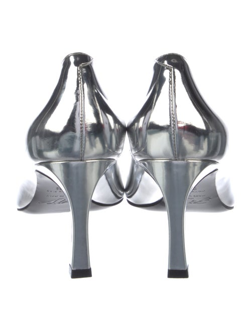 Roger Vivier Patent Leather Pumps