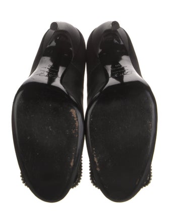 Roger Vivier Satin Crystal Embellishments Pumps