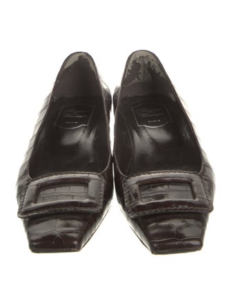 Roger Vivier Embossed Leather Flats