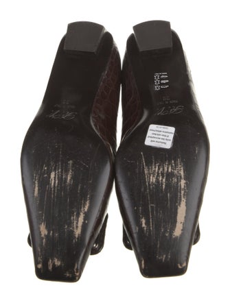 Roger Vivier Embossed Leather Flats