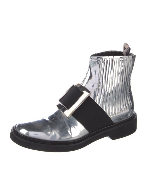 Roger Vivier Patent Leather Crystal Embellishments Boots