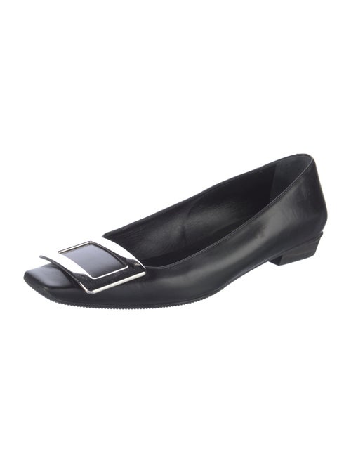 Roger Vivier Leather Flats