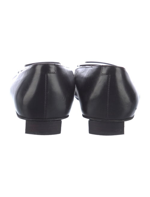 Roger Vivier Leather Flats